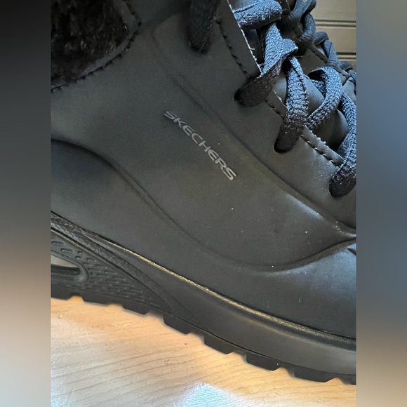 Skechers Uno Rugged Fall Air Black Winter Booties Women’s Sz 7.5 - Picture 2 of 11